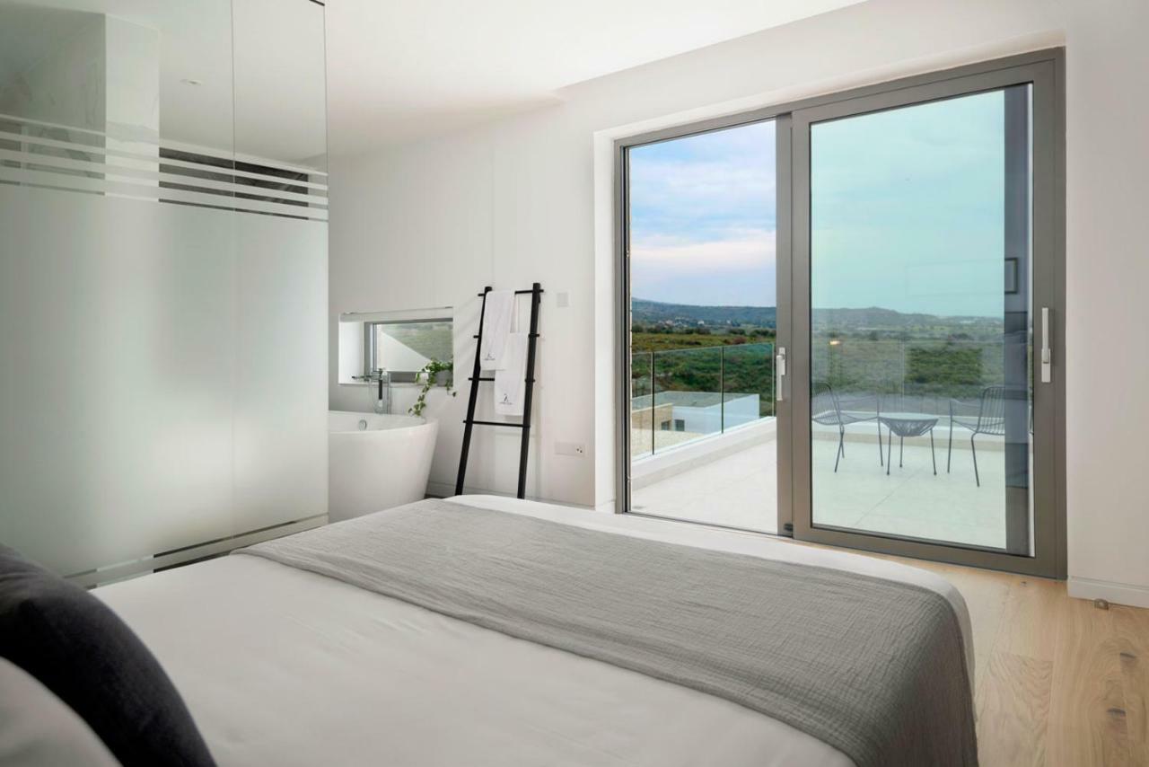 Golden Shore Paphos Exterior foto